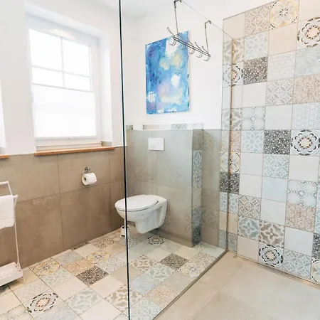 Hof Koehne - Haus Im Glueck Links